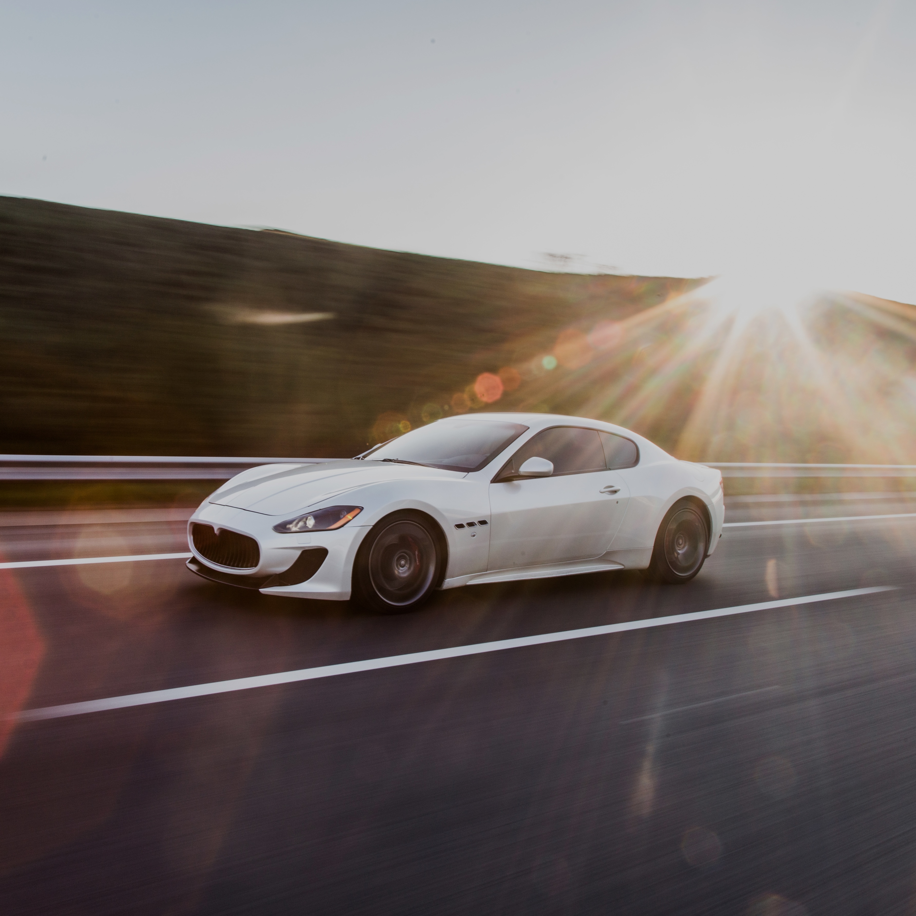 Auto con rastreo satelital